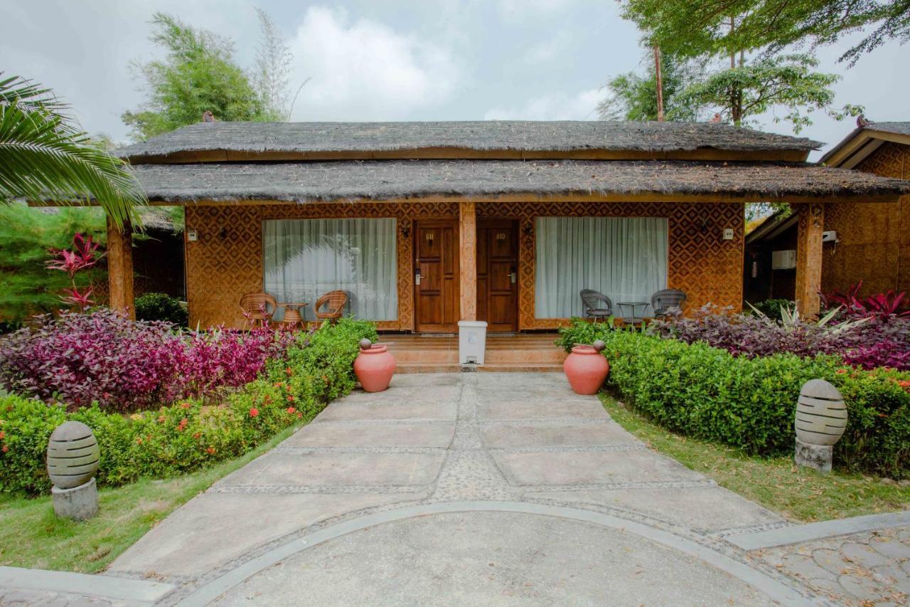 Bintan Exotica Resort By Waringin Hospitality Berakit Room photo