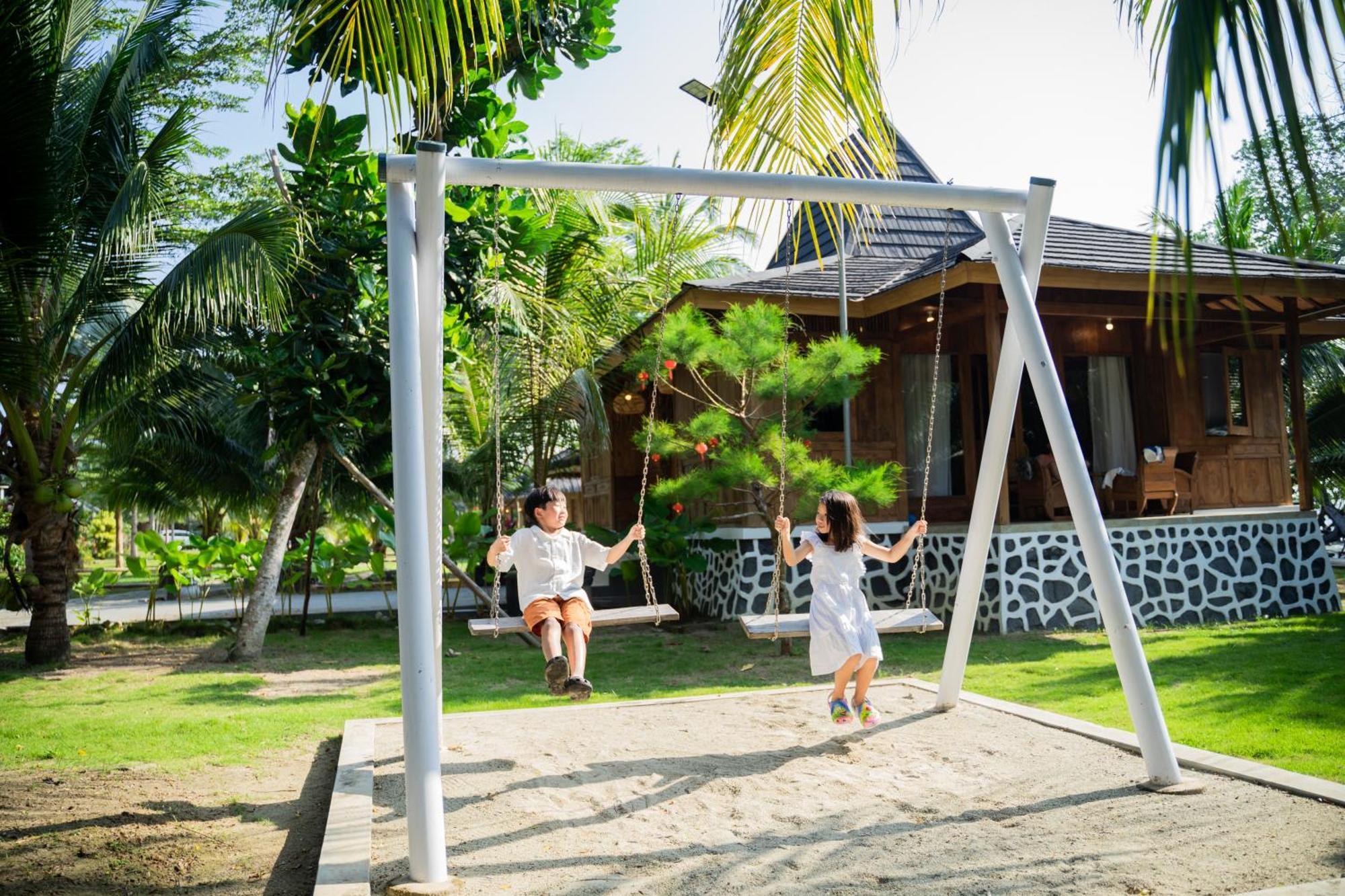Bintan Exotica Resort By Waringin Hospitality Berakit Exterior photo
